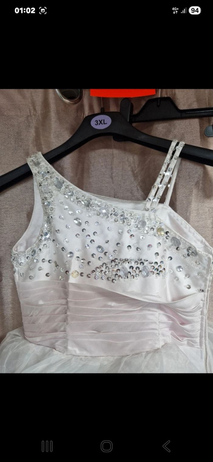 Robe lire description - photo numéro 3