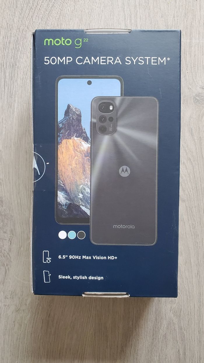 Téléphone portable MOTOROLA G22 64GO Neuf jamais ouvert. - photo numéro 2