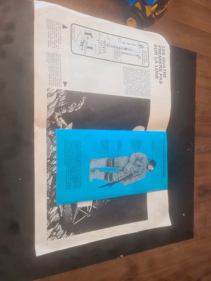 France-soir spécial 4 pas sur la lune 1969 - photo numéro 5