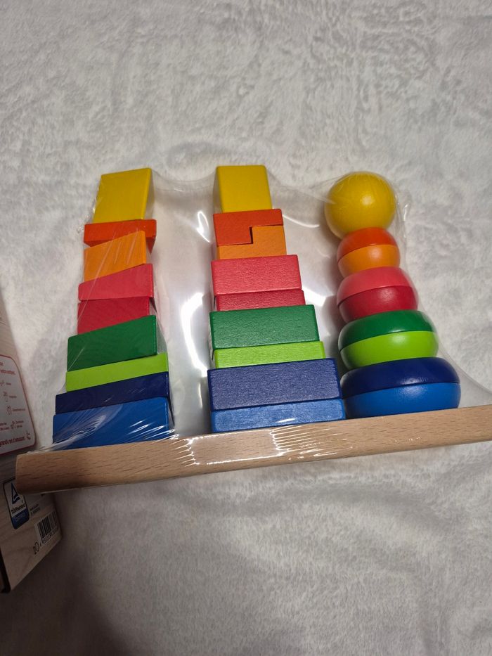 Jouet en bois neuf tour a empiler arc en ciel sous blister - photo numéro 3