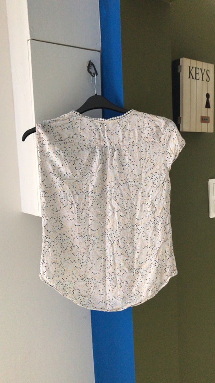 T-shirt taille 36 - photo numéro 2