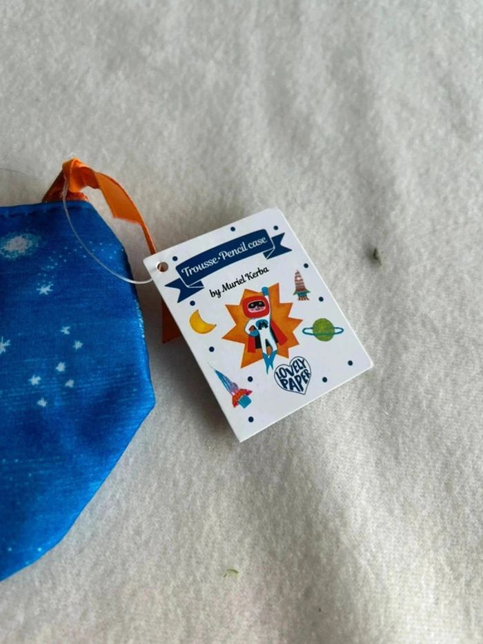 Trousse djeco bleue - photo numéro 3