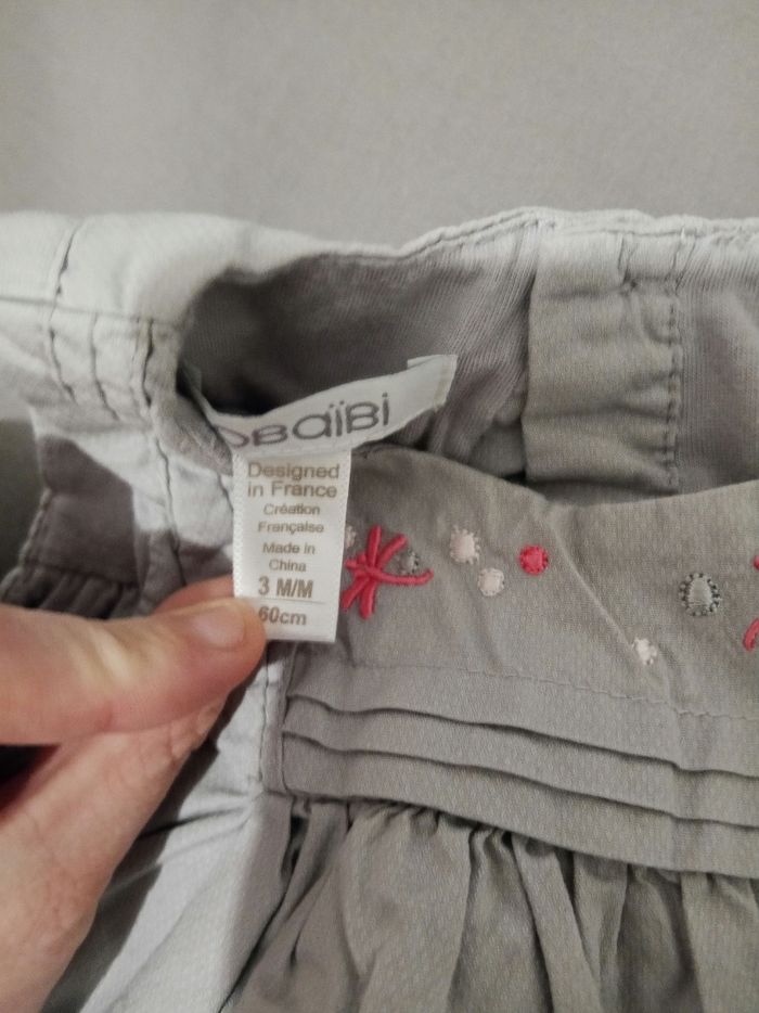 Robe grise _ 3 mois - photo numéro 3