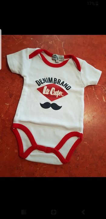 Body bébé taille 3 mois