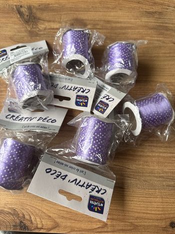Lot de 6 bobines de ruban lilas à pois blanc neuf