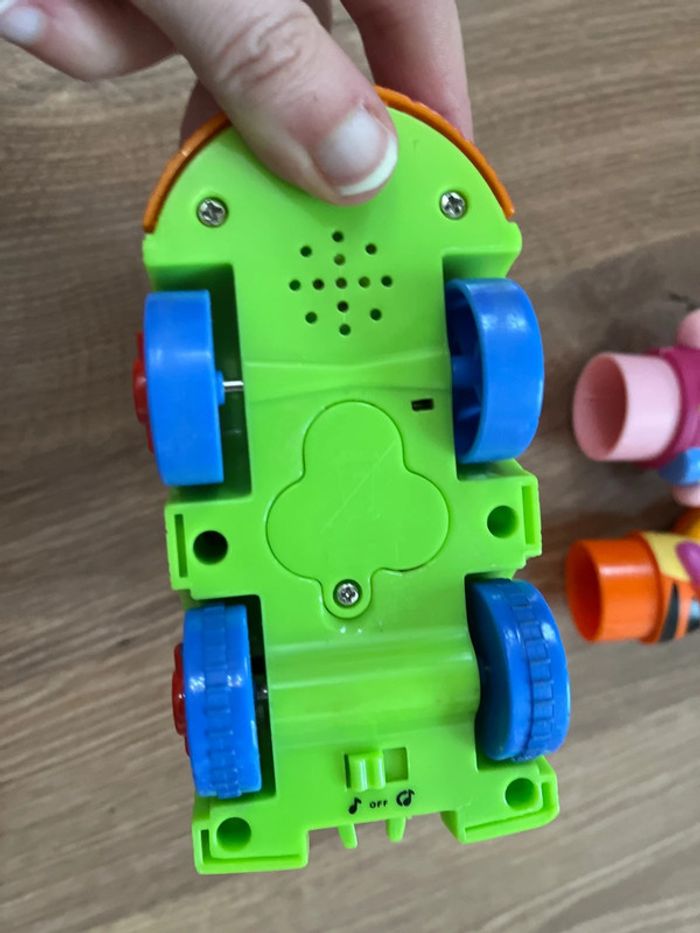 Petit circuit train Mega Bloks Disney - photo numéro 6