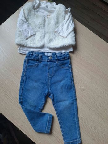 Ensemble 3  pièces  jean tee shirt ML et gilet