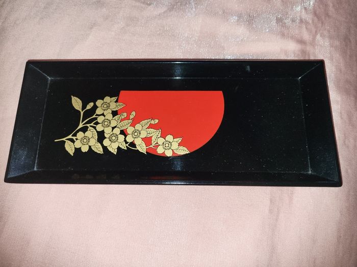 Plateau maquillage AVON NEUF - photo numéro 3