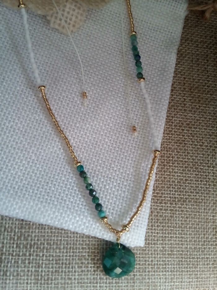 Collier pierres d'émeraude et chrisocole naturelles - photo numéro 7