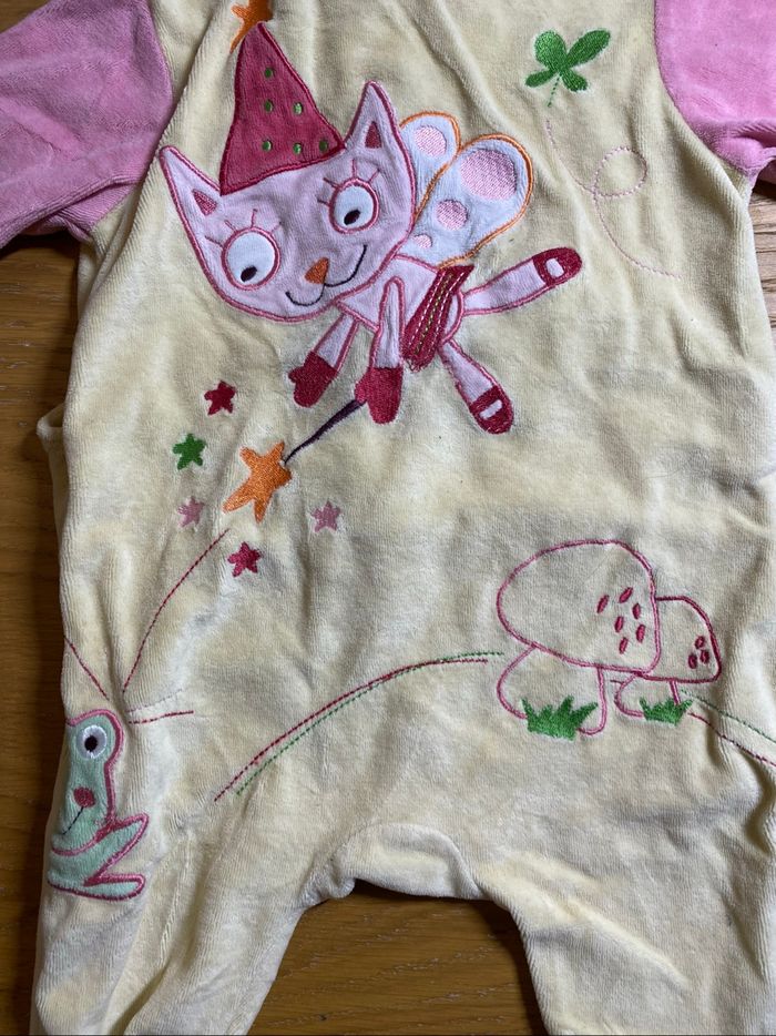 Kitchoun Pyjama Grenouillère jaune Taille 9 mois - photo numéro 3