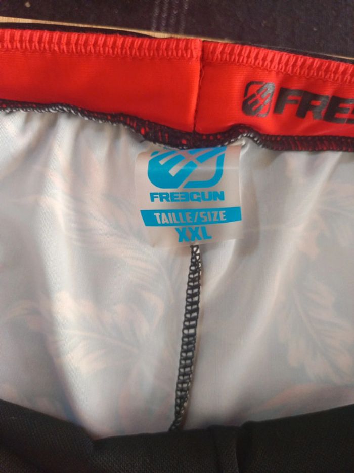 Maillot de bain homme freegun taille XXL - photo numéro 7