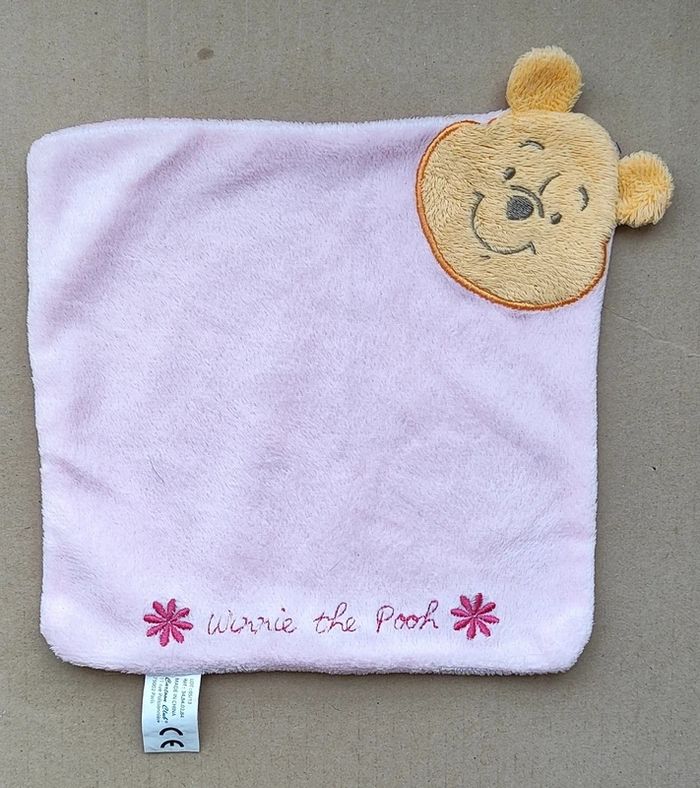Doudou Winnie l'ourson