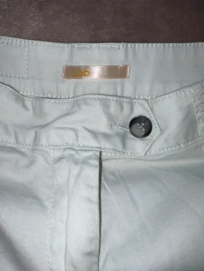 Pantalon femme vert clair les petites Bombes LPB taille XS en très bon état. - photo numéro 3