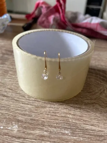 Boucle d’oreille en or