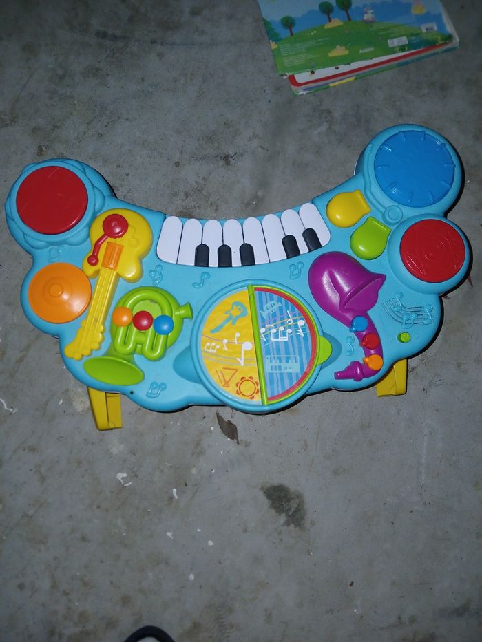 Table musicale enfant