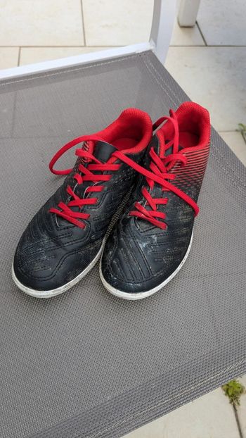 Chaussures foot taille 31 Kipsta