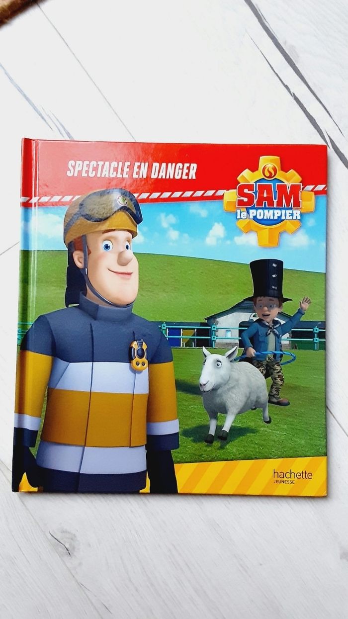 Livre Sam le pompier, Spectacle en danger