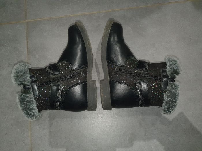 Bottines filles pointure 26 - photo numéro 3