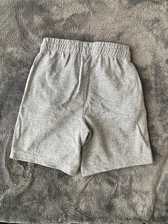 Short garçon 5 ans - photo numéro 2