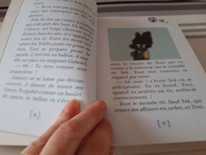 Livre : Foot  2 Rue : La  compil  de la  saison  1 - photo numéro 9