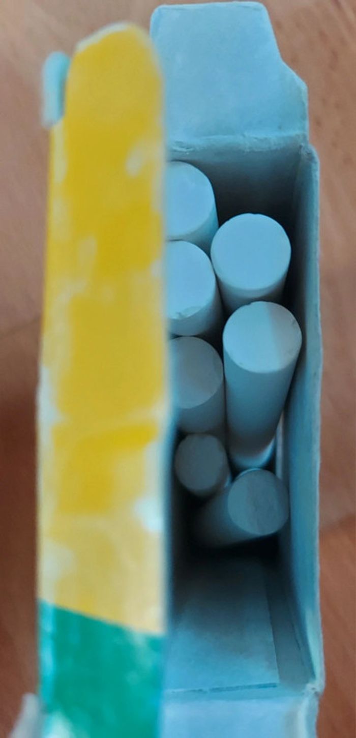 Boite de craie blanche - photo numéro 2