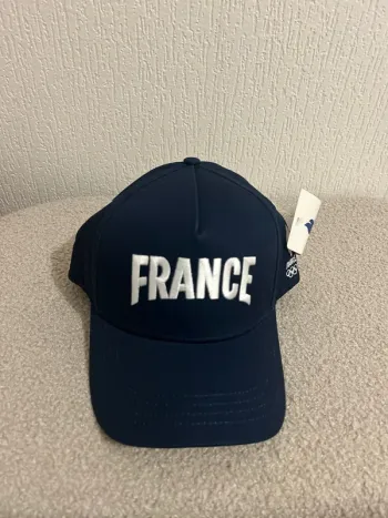 Casquette Le Coq Sportif, équipe de France olympique Paris 2024 collection