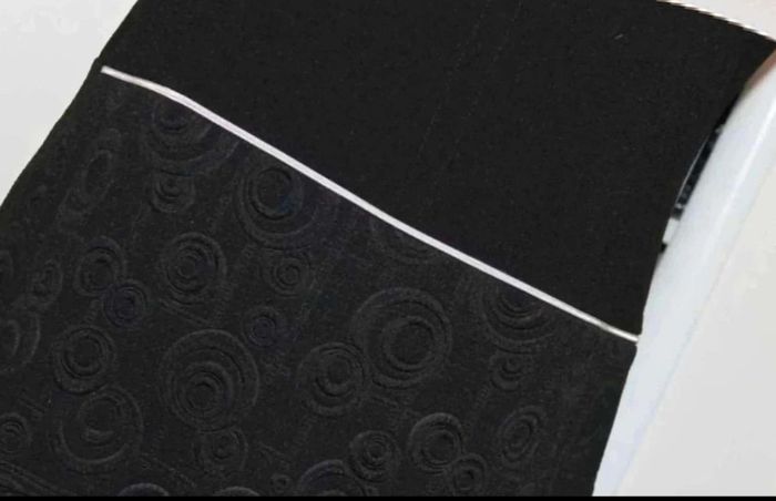 Robe noire  – DPM  -  42 - photo numéro 4