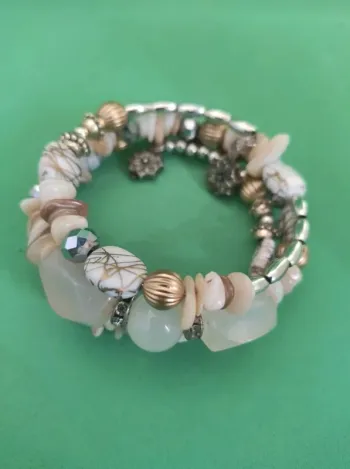 Bracelet spirale pierres