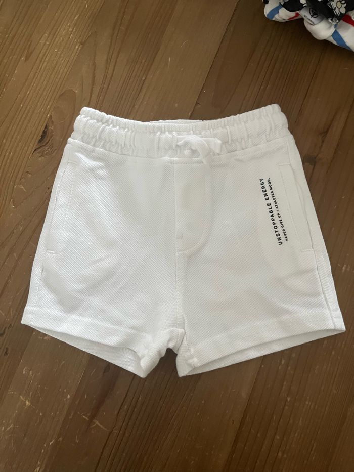 Short Zara neuf - photo numéro 2