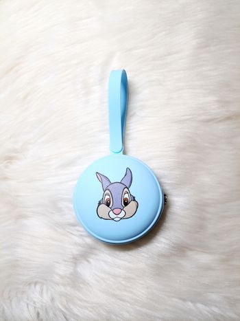 Boite de rangement pour tétine