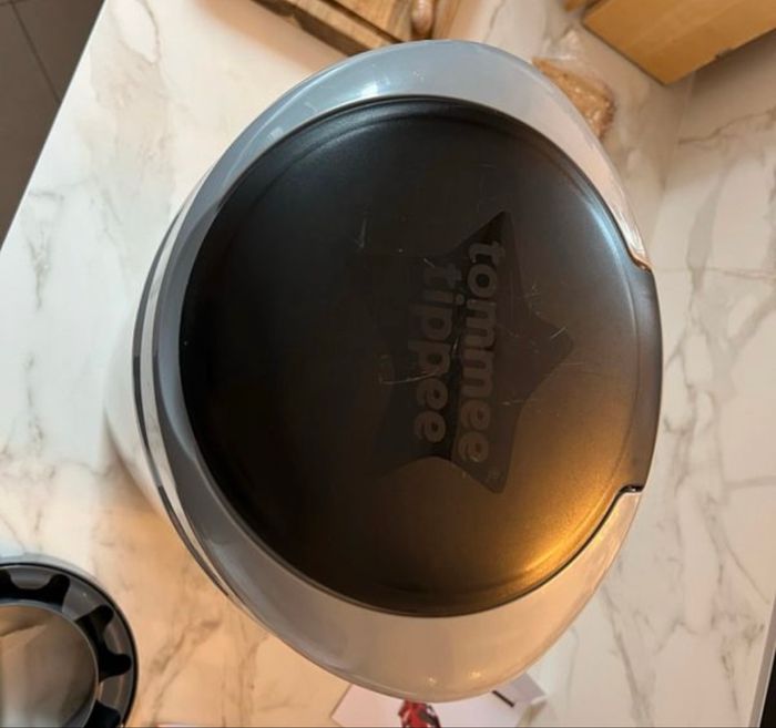 Poubelle Tommee Tippee pour les couches de bébé - photo numéro 4