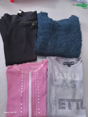 Lot pantalon  pull t shirts
