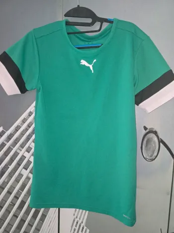 Tee shirt vert puma taille xs
