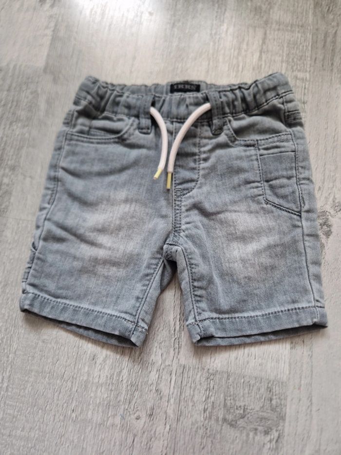 Short IKKS