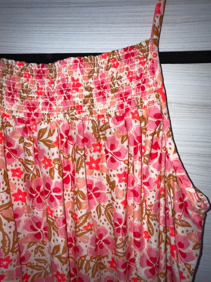 Robe courte fleuries - photo numéro 2