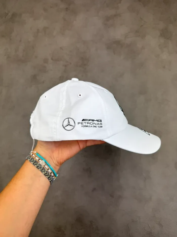 Casquette Mercedes F1 63 Russell Blanche Neuve - photo numéro 3