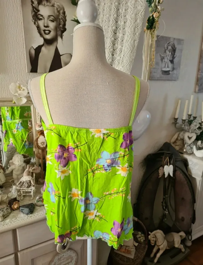Haut multicolore Rainbow Taille 42/44 Neuf - photo numéro 4