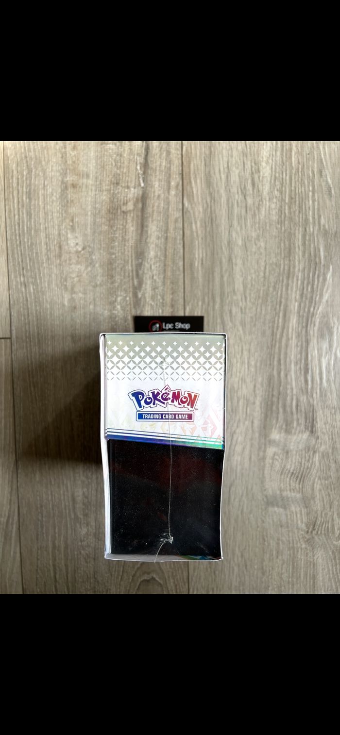 POKÉMON ETB - EVOLUTIONS PRISMATIQUES EV 8.5 - FR - NEUF & LÉGER DÉFAUT SCELLAGE - photo numéro 5