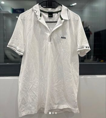 Polo Boss, taille M, jamais porter 