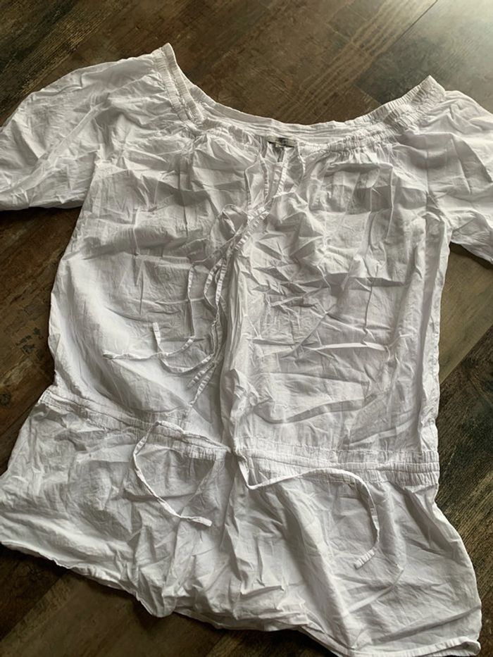 Blouse manches courtes épaules dénudées - photo numéro 2
