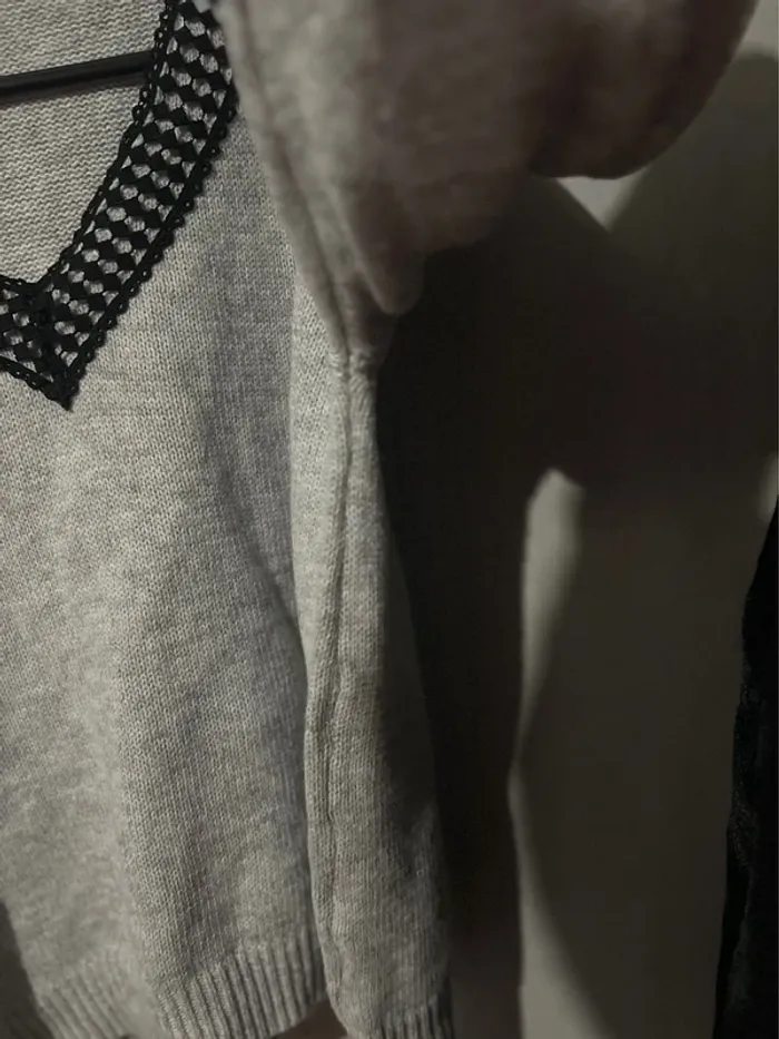Jolie pull gris fantaisie 🤩🍁 - photo numéro 6