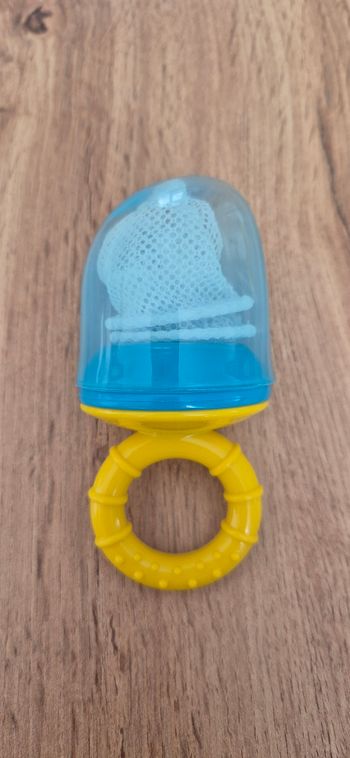 Grignoteuse alimentaire bleu