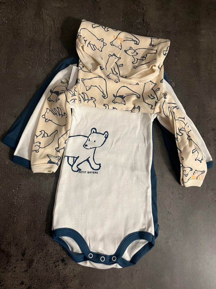 Lot de 3 bodies petit bateau(6 mois) - photo numéro 2
