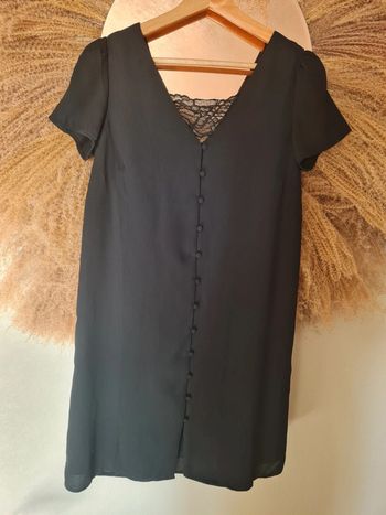 Robe noir style baby doll dos dentelle taille 34