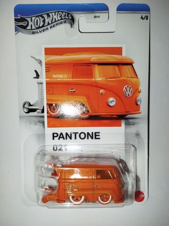 Hot Wheels Silver Séries Pantone Kool Kombi