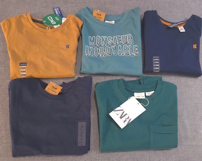 (Neufs non portés)🏷🤩 💙SUPERBE   lot Tee-shirts ml 4ans Garçon 💙😍🤩 - photo numéro 2