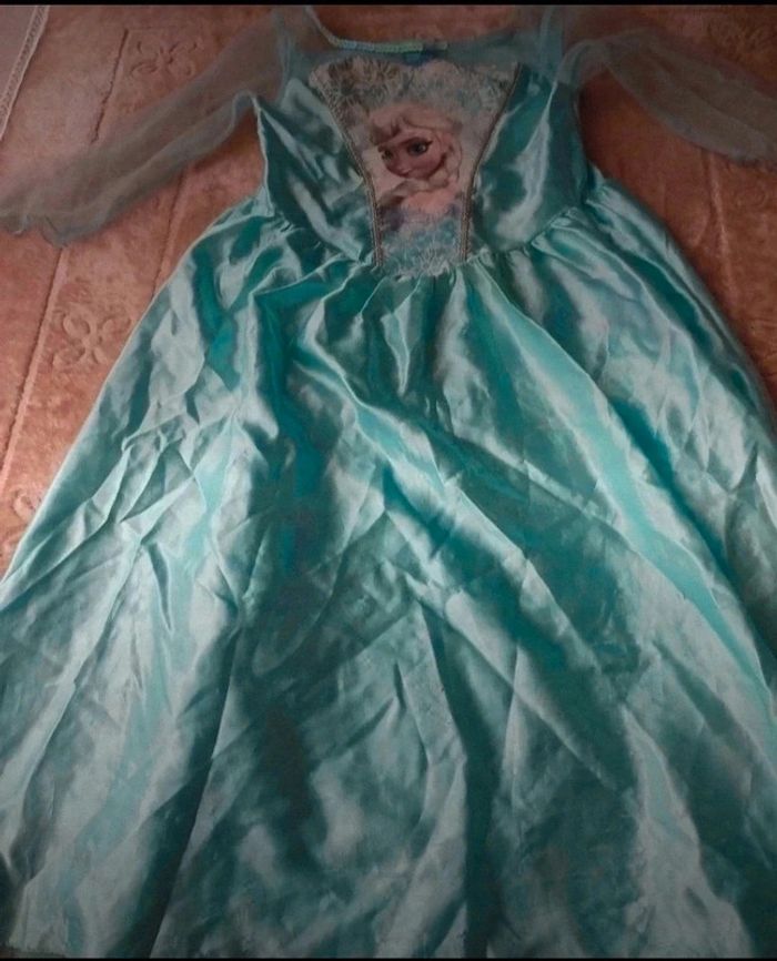 Robe reine des neiges 5/6 ans - photo numéro 2