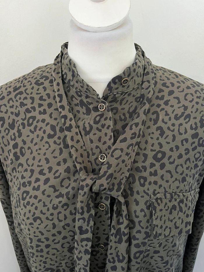 Chemisier kaki motif léopard Zara XS - photo numéro 2