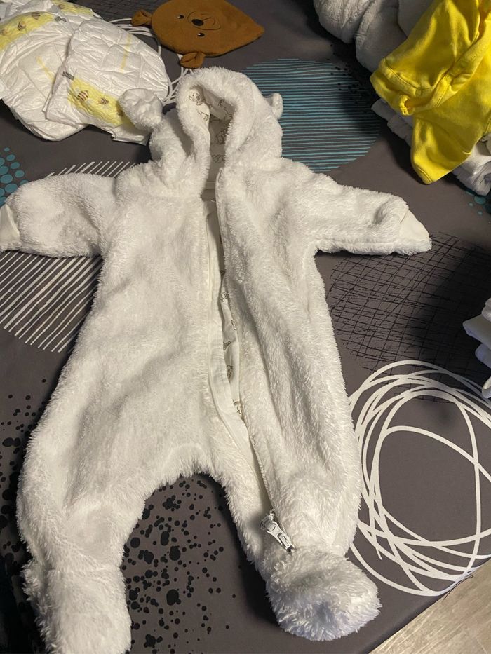 Vend vêtements pour bébé taille 1 mois - photo numéro 6
