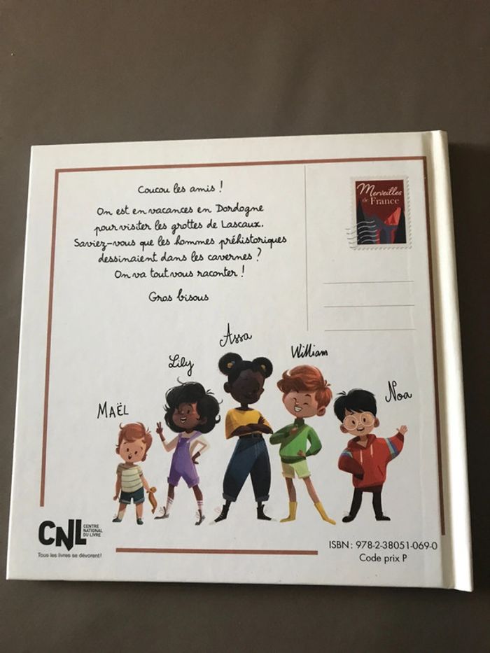 Livre Surprise à la grotte de Lascaux - photo numéro 2
